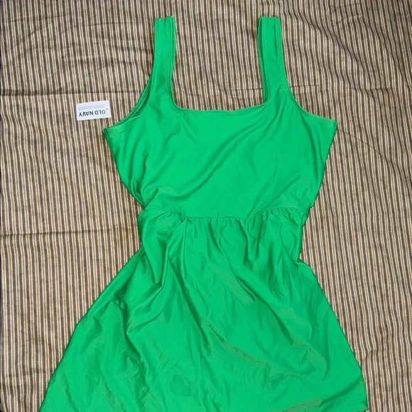 New Old Navy Large Green Women's One Piece Swimsuit - Picture 6 of 11